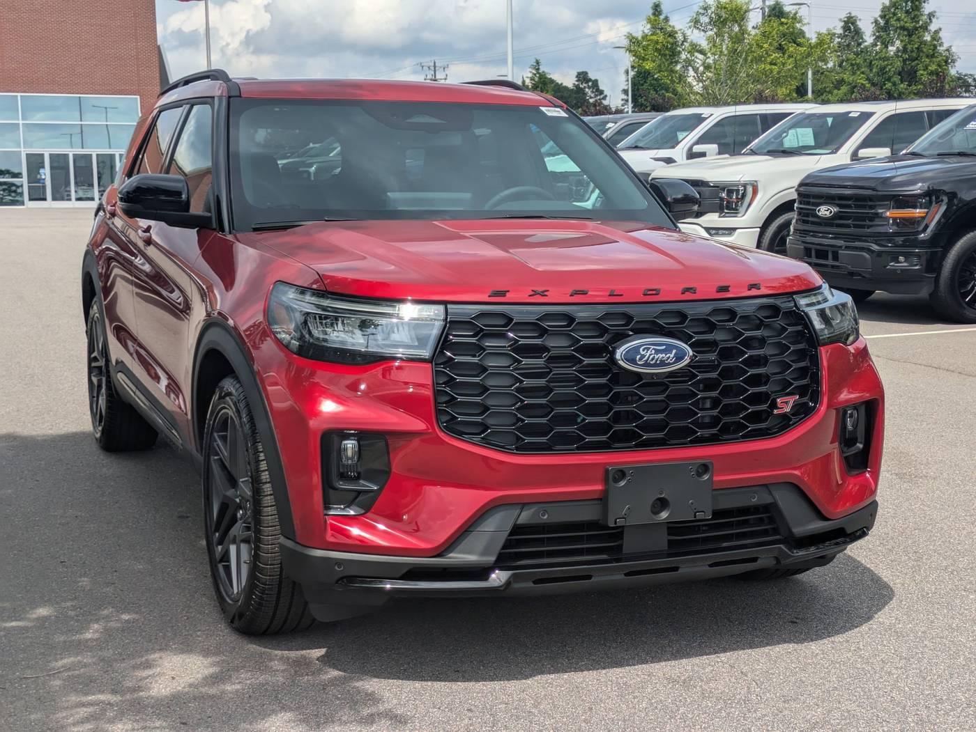 2025 Ford Explorer ST — SUV — 393 mi — Southern Pines, NC