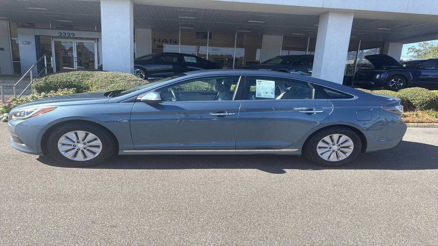 2016 Hyundai Sonata Hybrid SE — Sedan — 76,823 mi — Dothan, AL