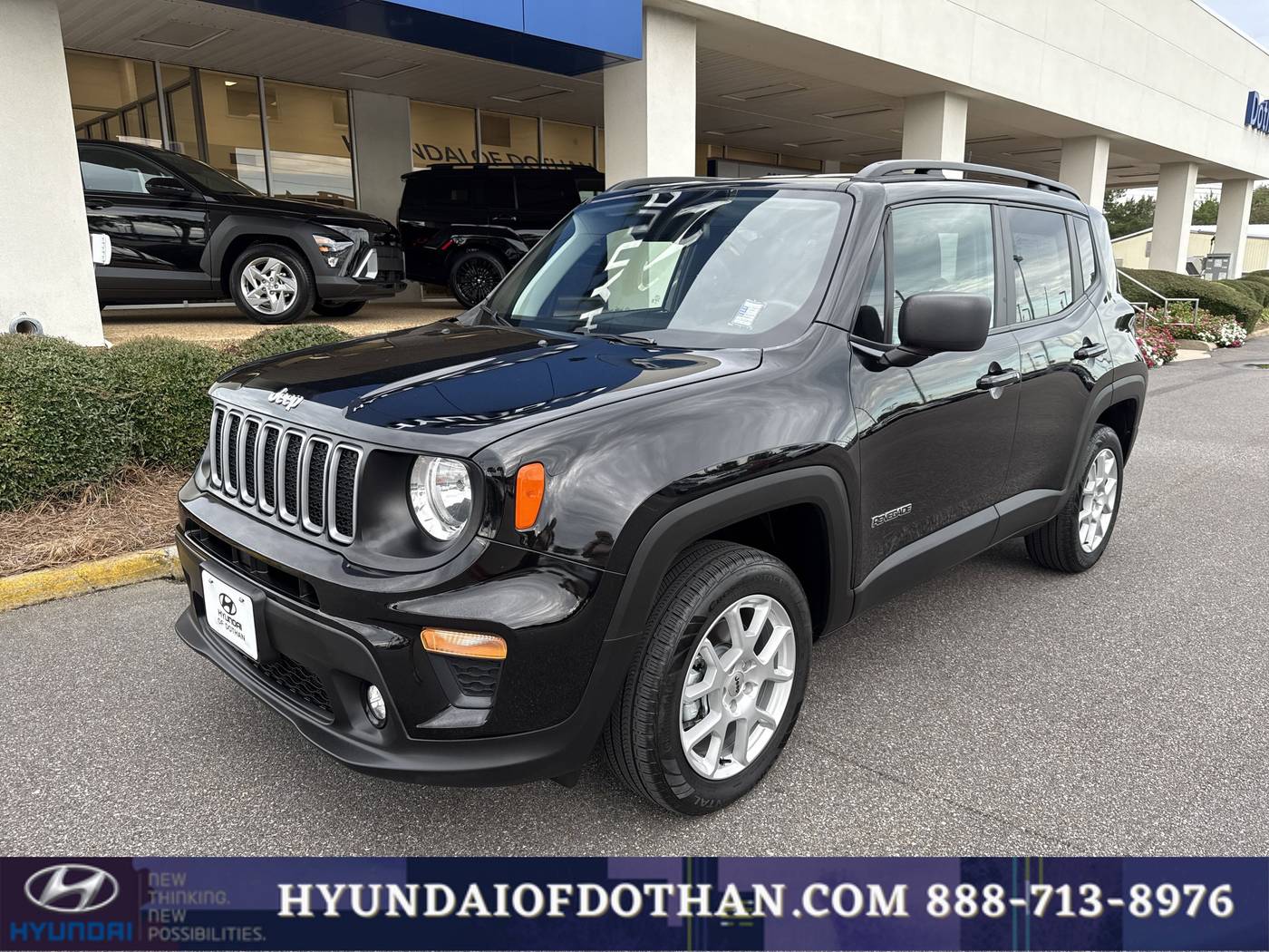 2022 Jeep Renegade Latitude — SUV — 24,720 mi — Dothan, AL