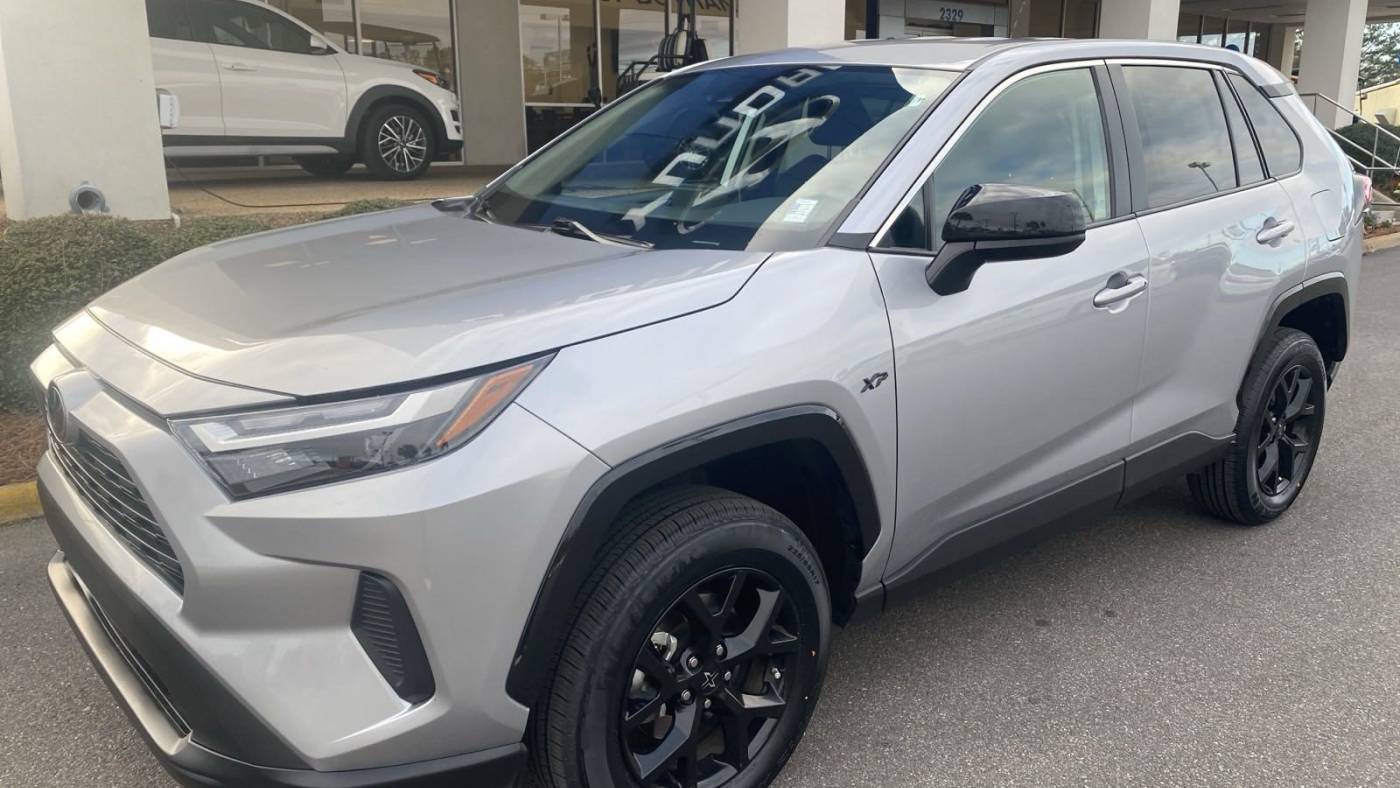 2023 Toyota RAV4 LE — SUV — 42,124 mi — Dothan, AL