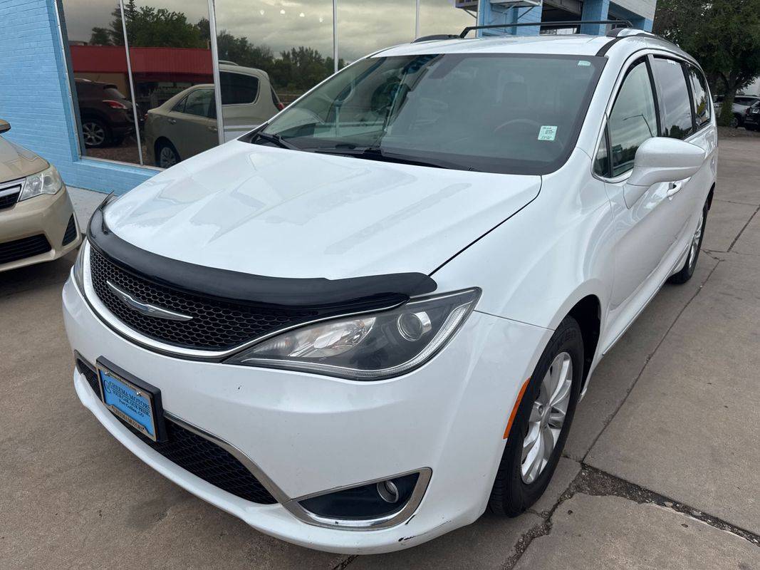 2018 Chrysler Pacifica Touring L — Minivan — 127,772 mi — Fort Collins, CO
