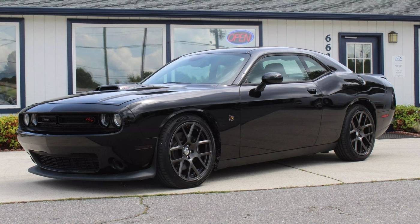 2016 Dodge Challenger 392 Hemi Scat Pack Shaker — Coupe — 82,835 mi — Wilmington, NC
