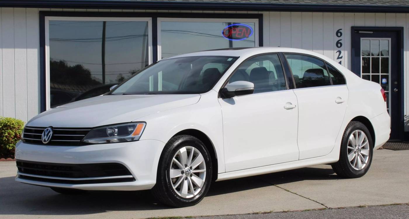 2015 Volkswagen Jetta 1.8T SE — Sedan — 82,356 mi — Wilmington, NC