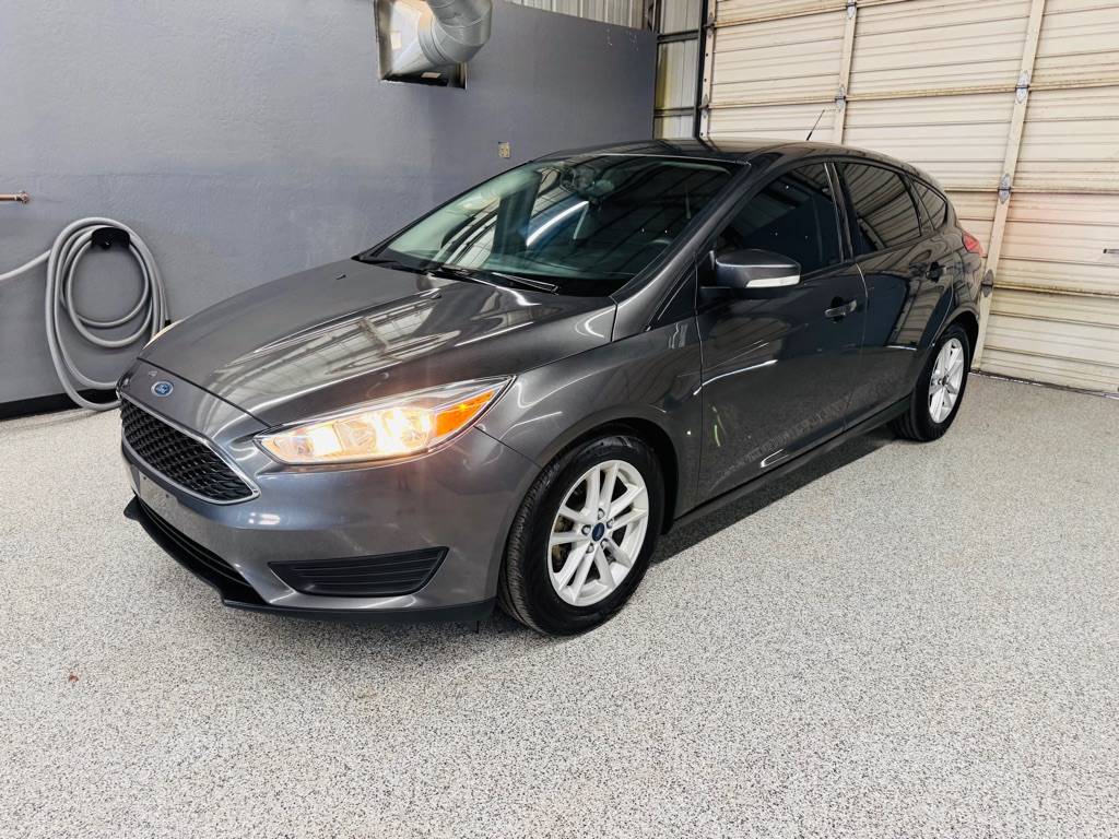 2015 Ford Focus SE — Hatchback — 75,519 mi — Glendale, AZ