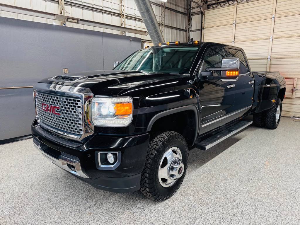 2017 GMC Sierra 3500HD Denali