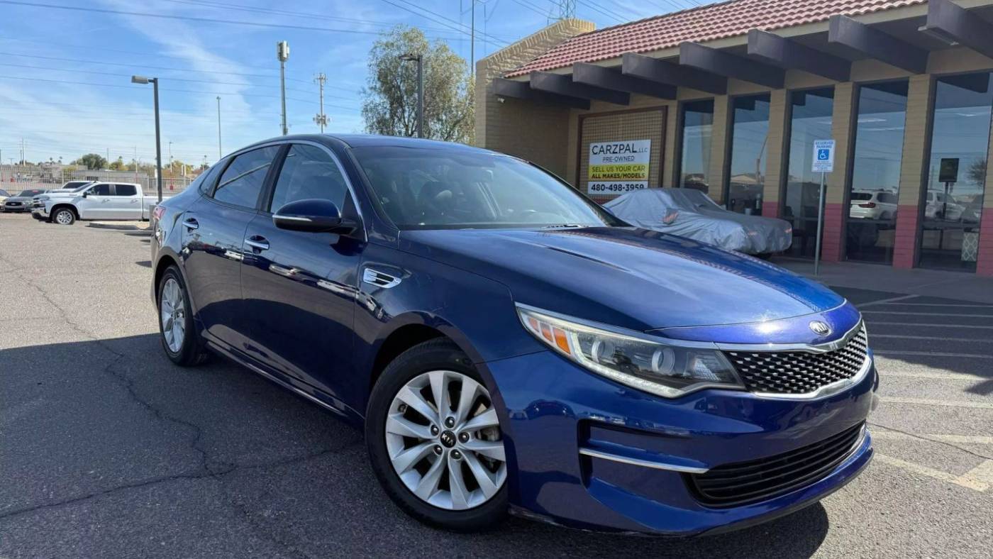 2016 Kia Optima EX — Sedan — 90,535 mi — Surprise, AZ