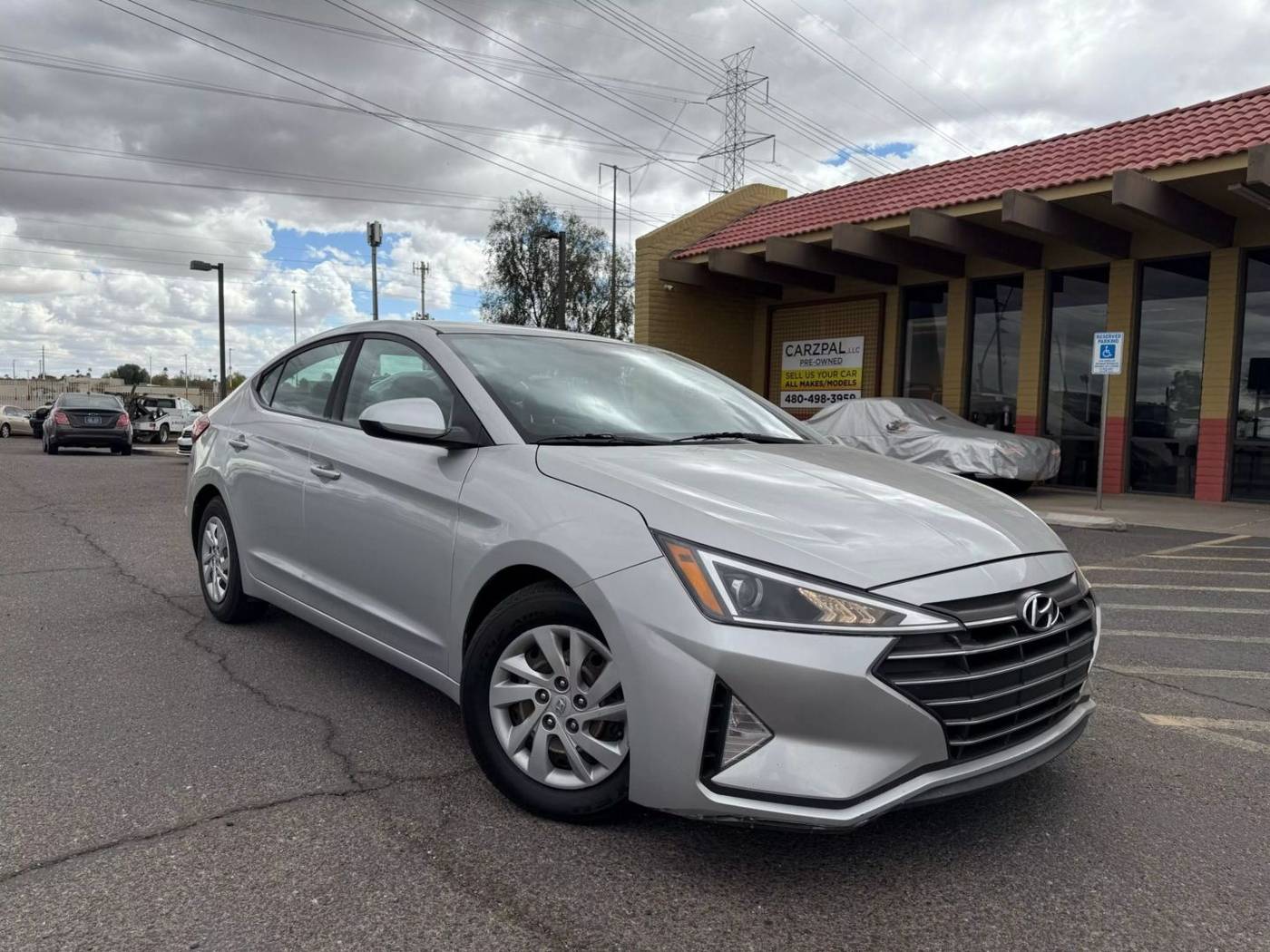 2019 Hyundai Elantra SE — Sedan — 113,221 mi — Surprise, AZ