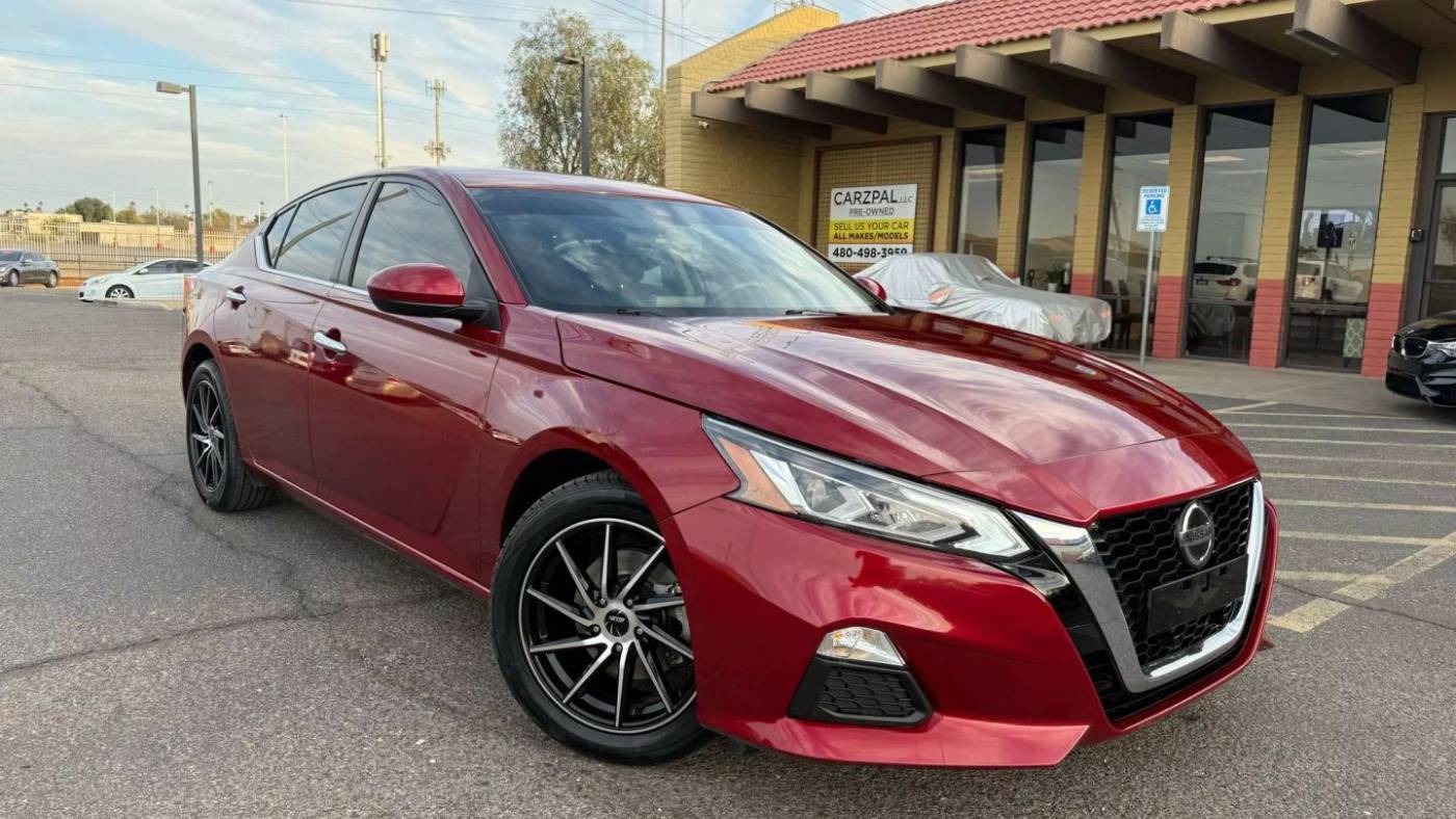 2022 Nissan Altima SV — Sedan — 77,176 mi — Surprise, AZ