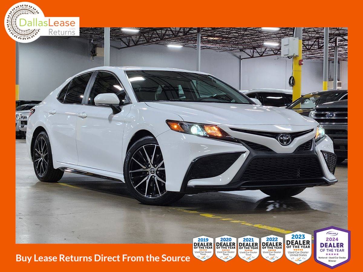 2022 Toyota Camry SE — Sedan — 31,286 mi — Dallas, TX