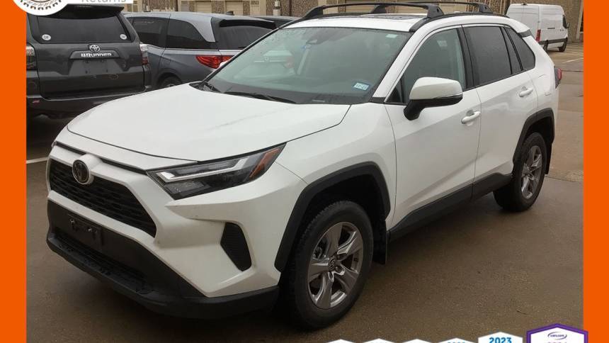 2023 Toyota RAV4 XLE — SUV — 24,218 mi — Dallas, TX