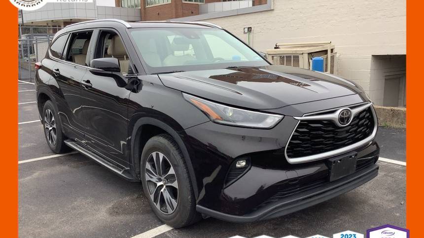 2021 Toyota Highlander XLE — SUV — 59,312 mi — Dallas, TX