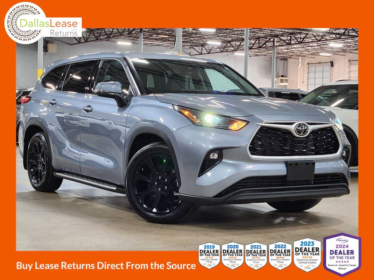 2022 Toyota Highlander LE — SUV — 9,631 mi — Dallas, TX