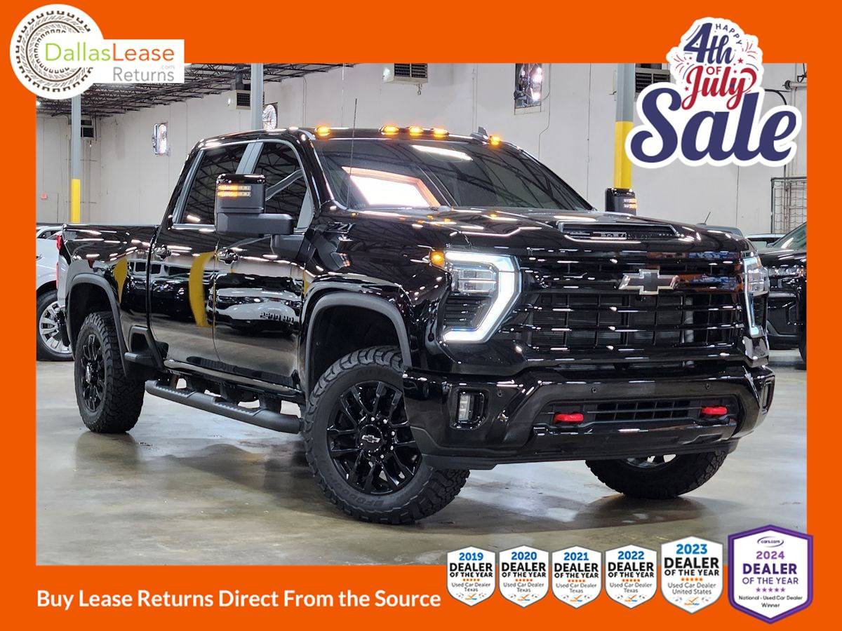 2025 Chevrolet Silverado 2500HD LT — Pickup Truck — 9,243 mi — Dallas, TX