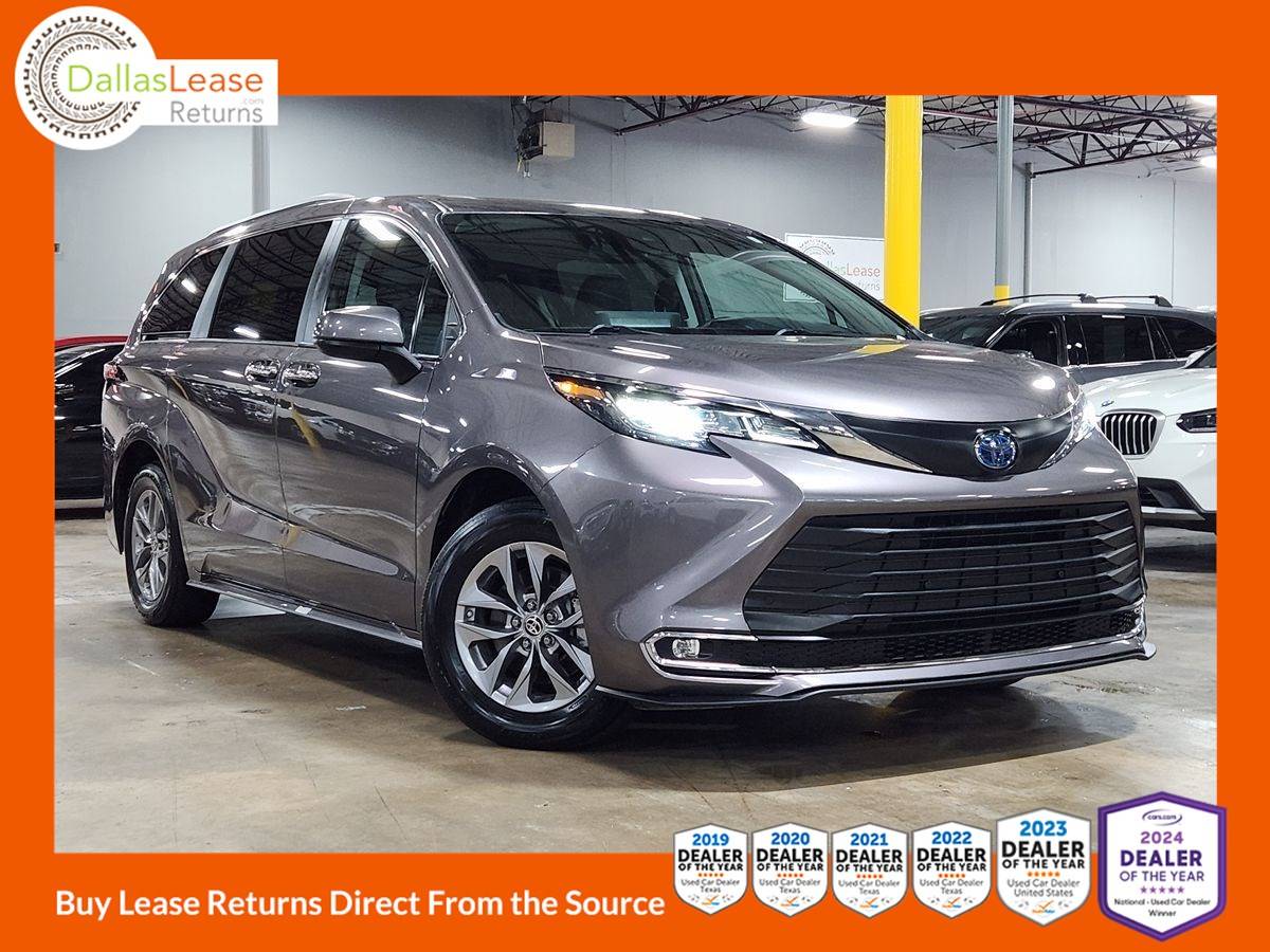 2022 Toyota Sienna XLE — Minivan — 39,480 mi — Dallas, TX