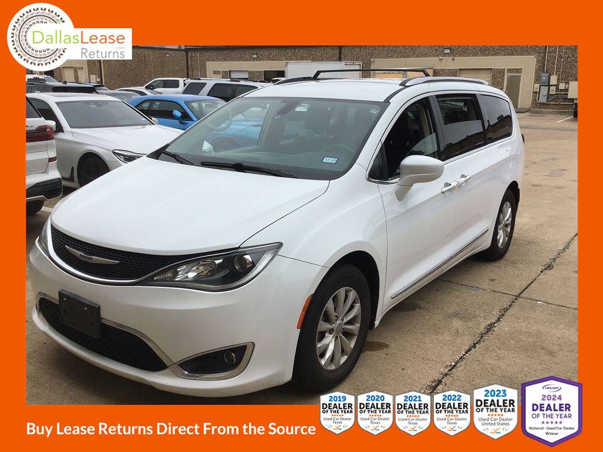 2020 Chrysler Pacifica Touring L — Minivan — 61,526 mi — Dallas, TX