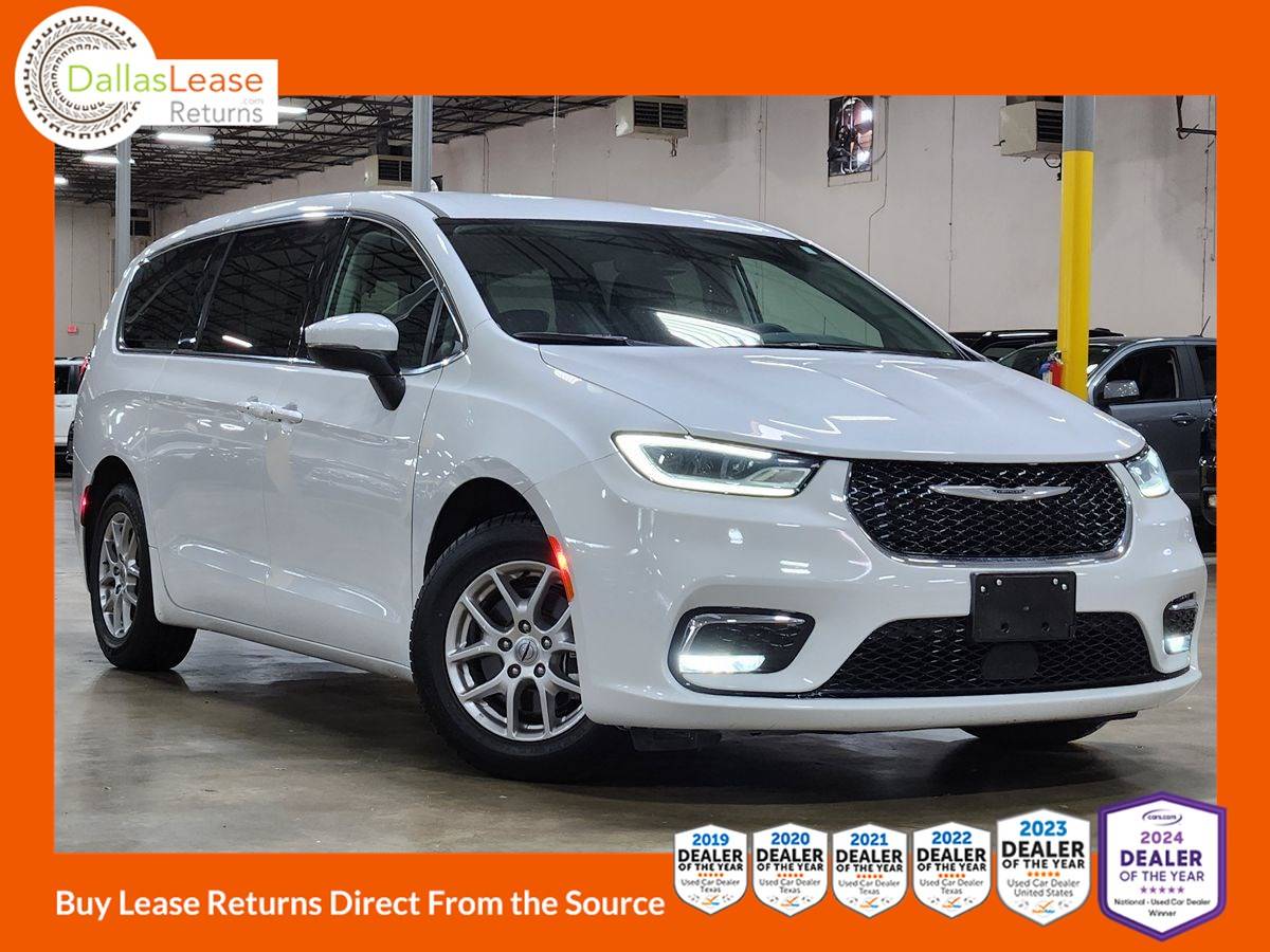 2023 Chrysler Pacifica Touring L — Minivan — 49,625 mi — Dallas, TX