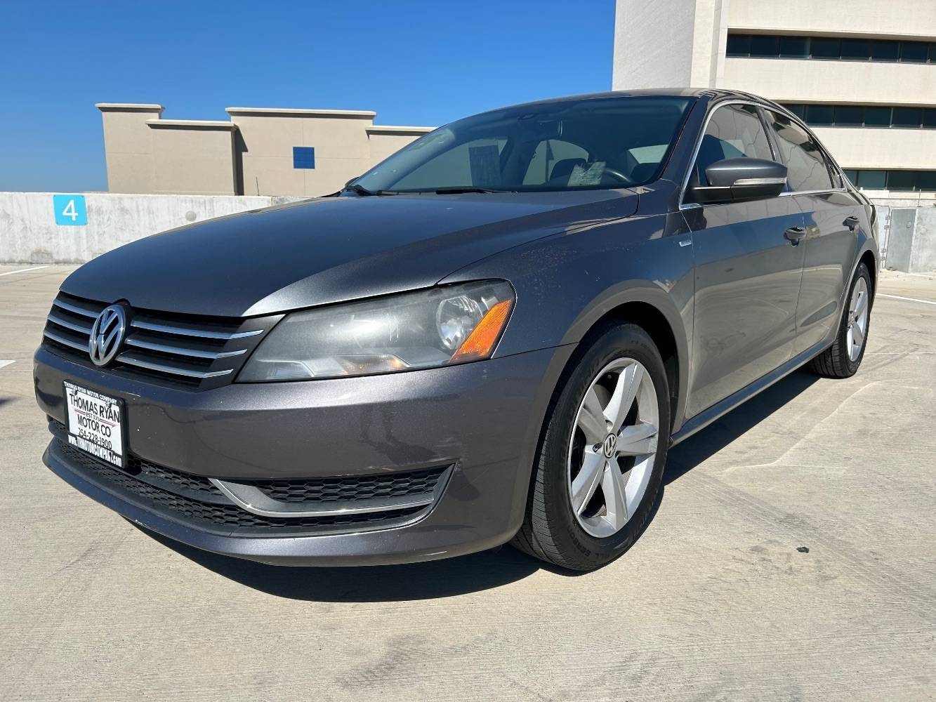 2014 Volkswagen Passat Wolfsburg Edition
