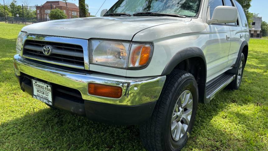 1998 Toyota 4Runner SR5