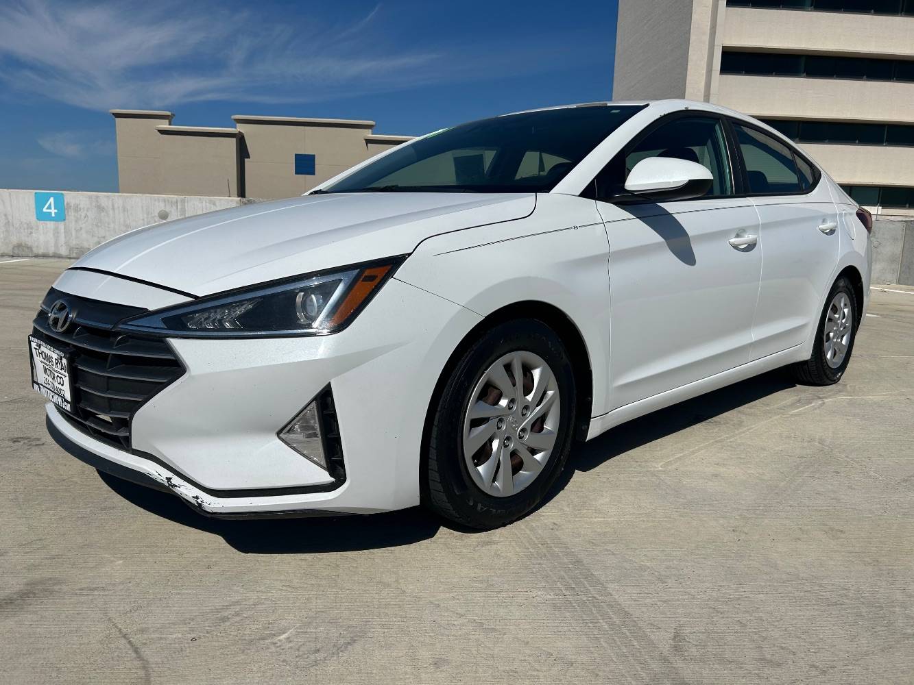 2020 Hyundai Elantra SE — Sedan — 114,367 mi — Temple, TX