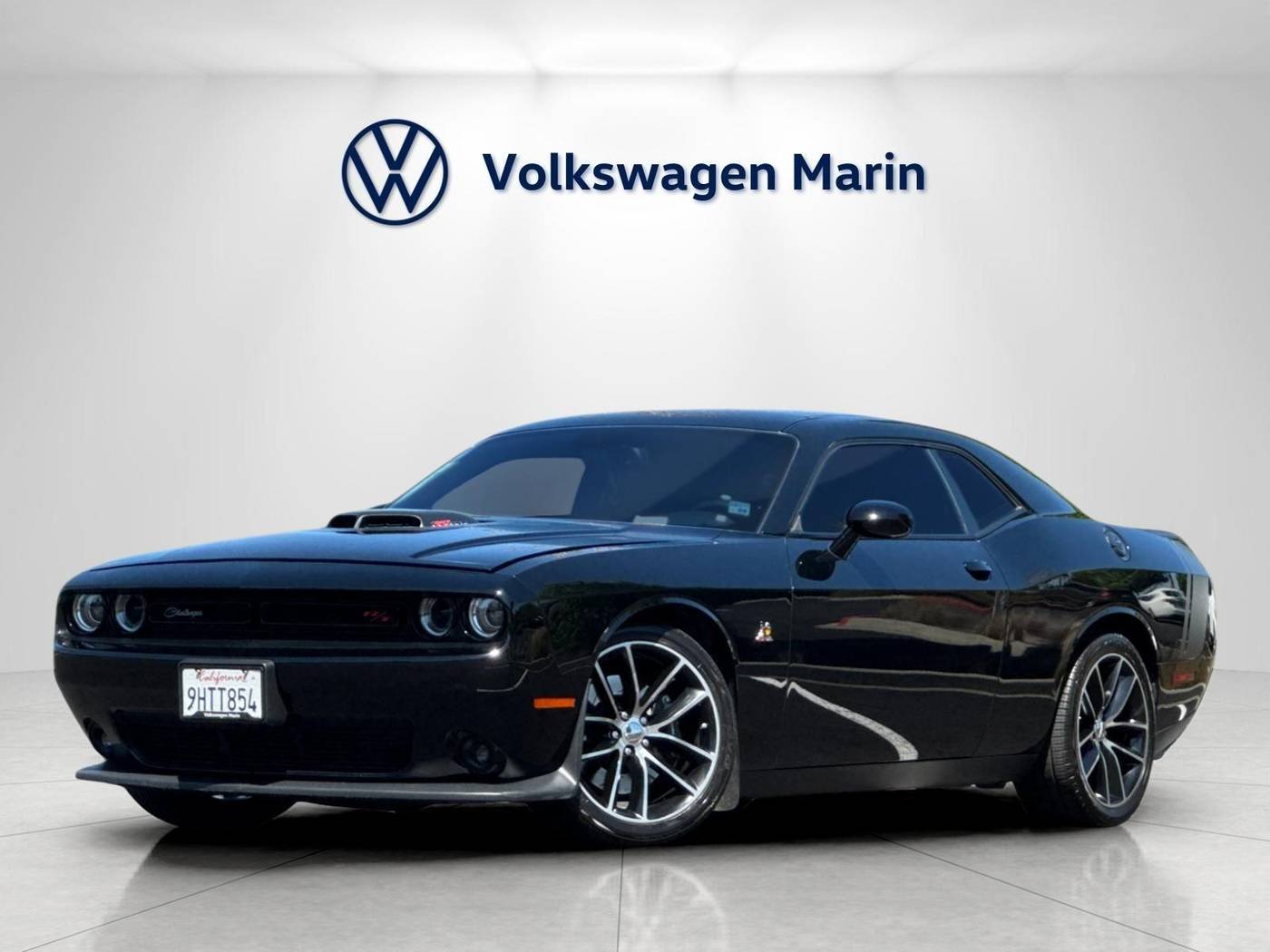 2016 Dodge Challenger 392 Hemi Scat Pack Shaker