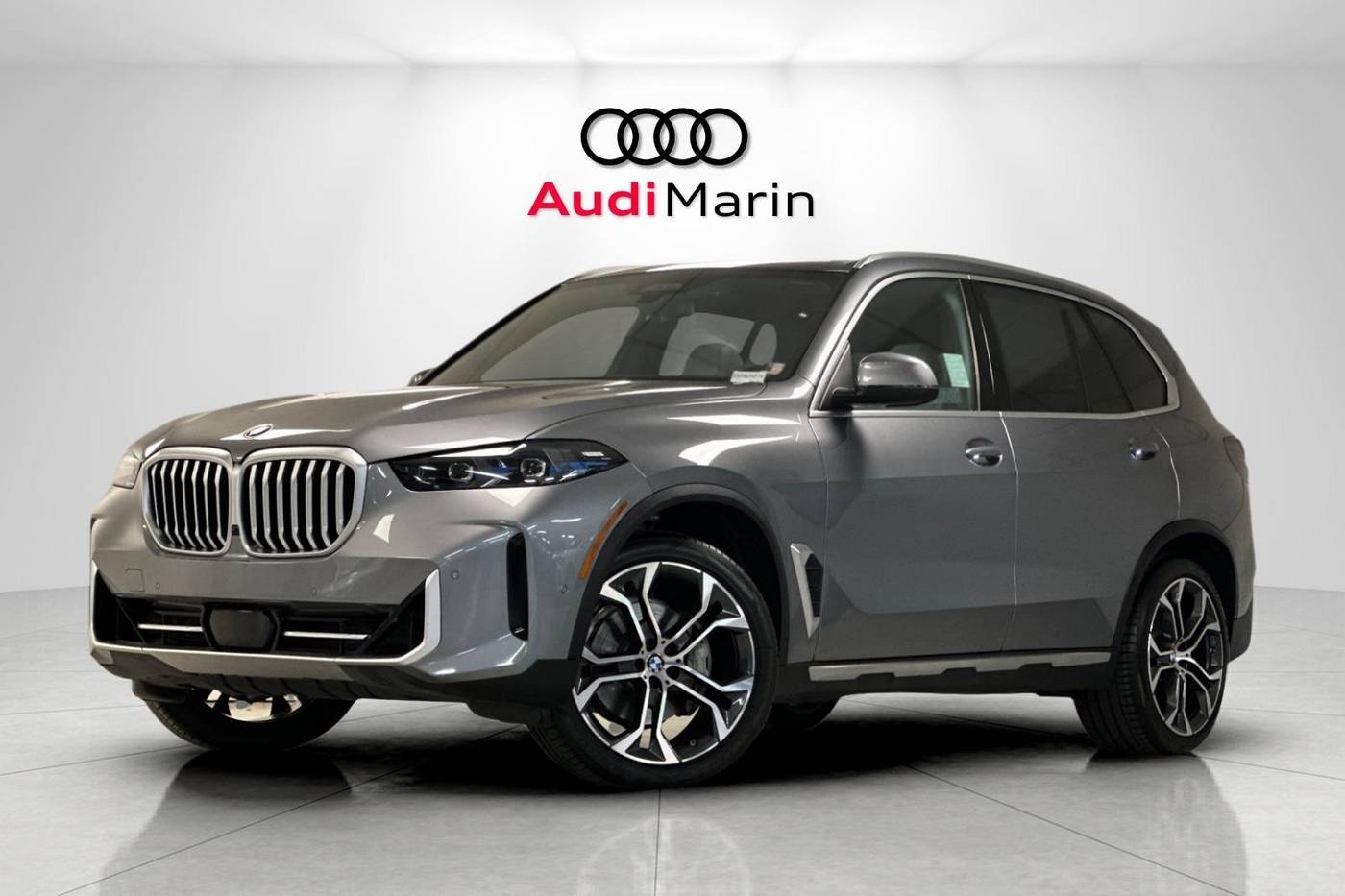 2025 BMW X5 40i — SUV — 5,633 mi — San Rafael, CA