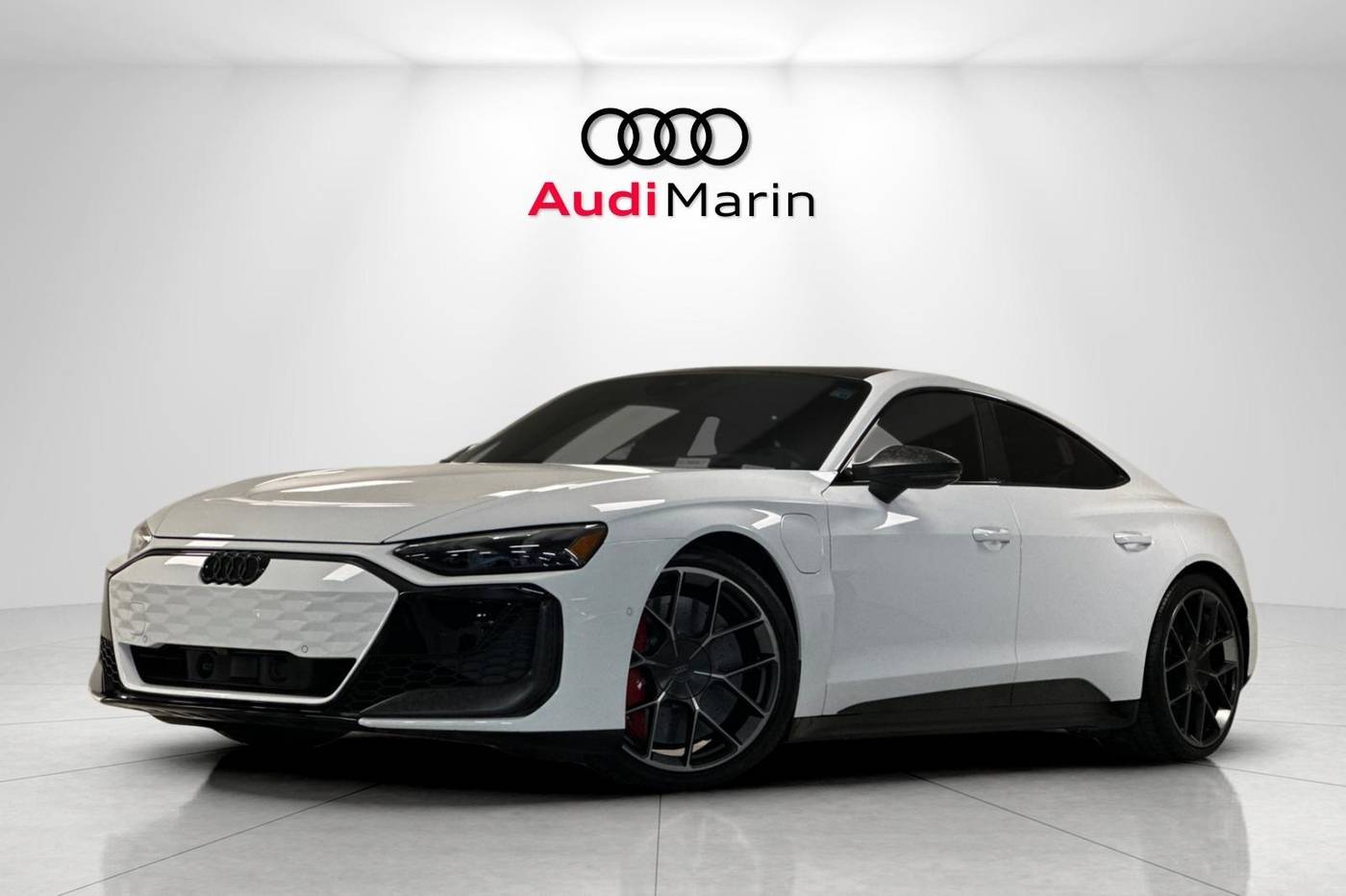 2025 Audi RS e-tron GT performance — Sedan — 406 mi — San Rafael, CA