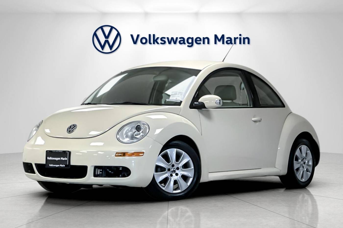 2010 Volkswagen New Beetle Base — Coupe — 42,576 mi — San Rafael, CA