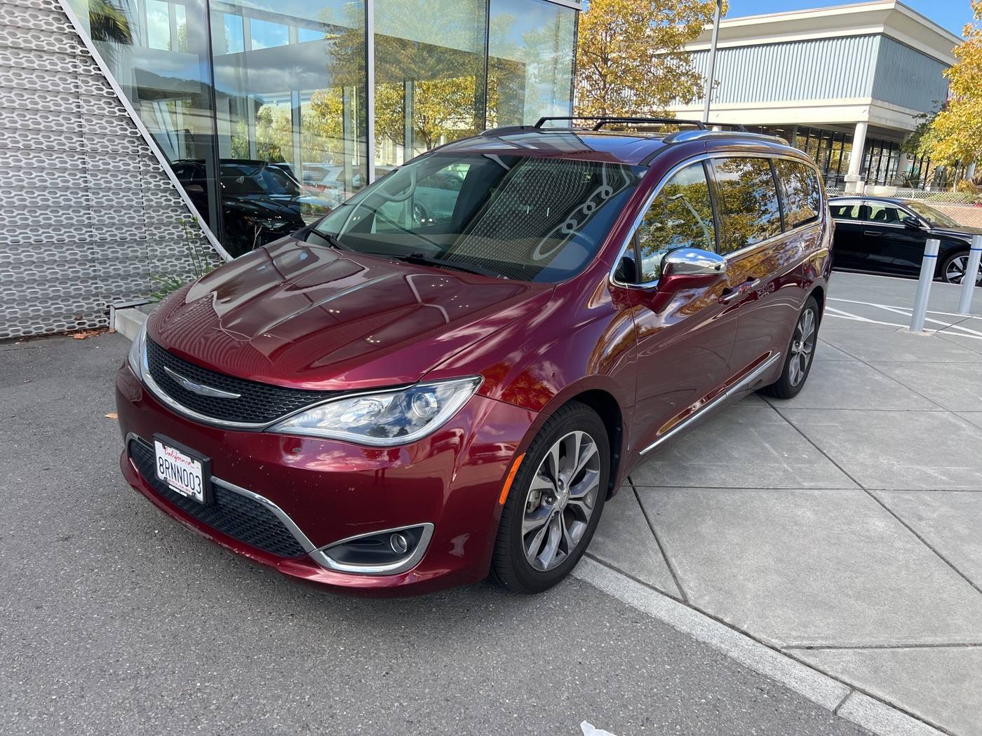 2017 Chrysler Pacifica Limited — Minivan — 84,928 mi — San Rafael, CA