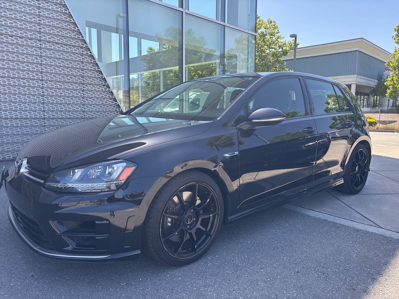 2017 Volkswagen Golf R Base — Hatchback — 31,634 mi — San Rafael, CA