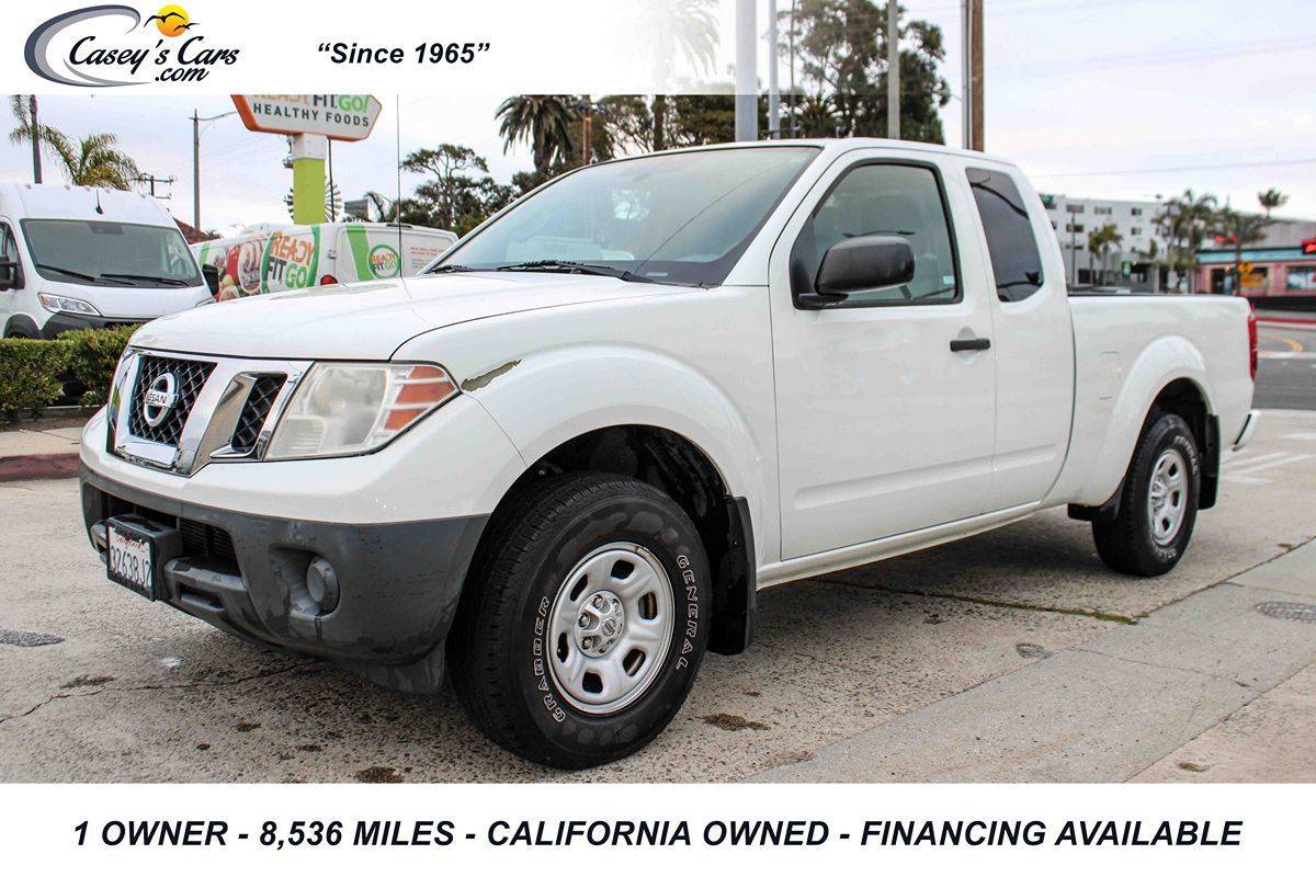2017 Nissan Frontier S — Pickup Truck — 8,536 mi — Hermosa Beach, CA