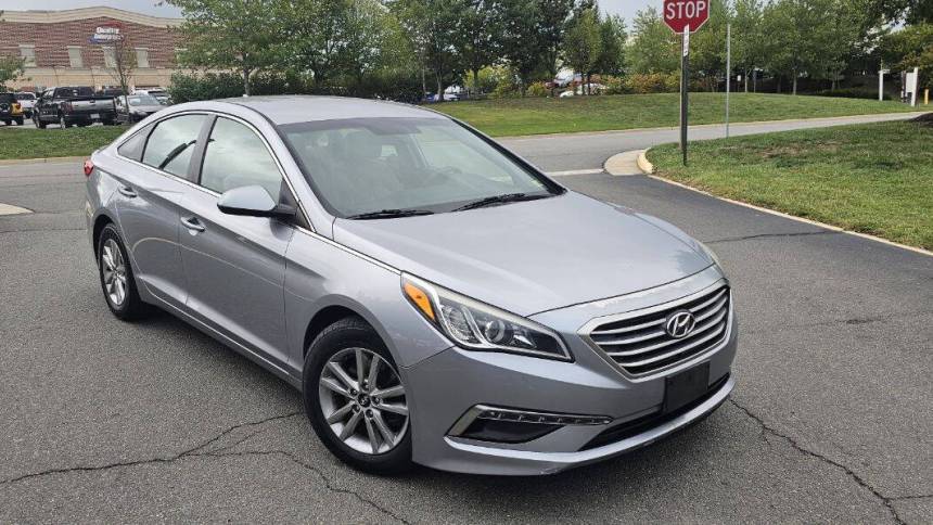 2015 Hyundai Sonata SE — Sedan — 117,450 mi — Sterling, VA