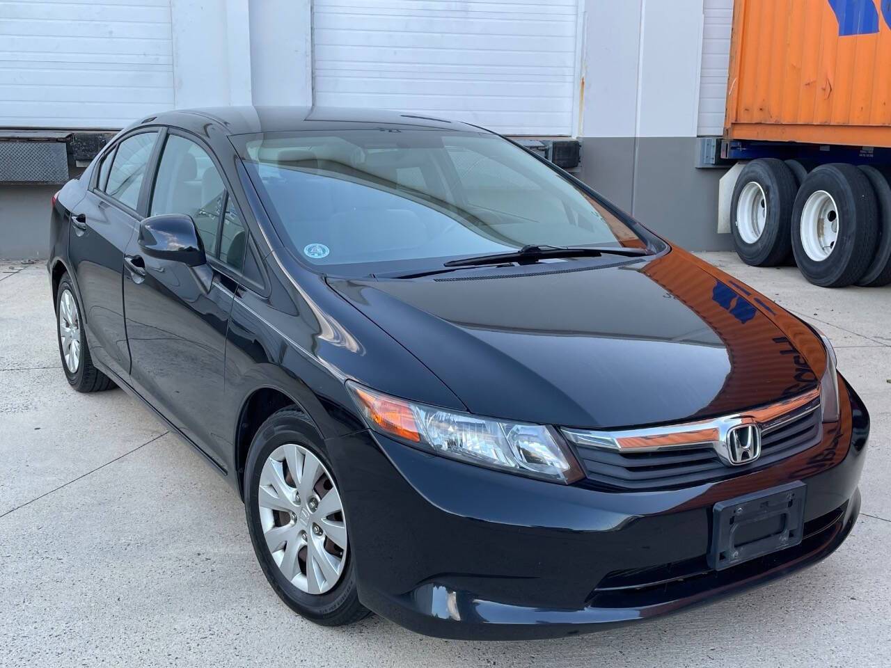 2012 Honda Civic LX — Sedan — 103,300 mi — Sterling, VA