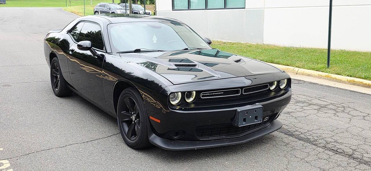 2016 Dodge Challenger SXT — Coupe — 80,547 mi — Sterling, VA