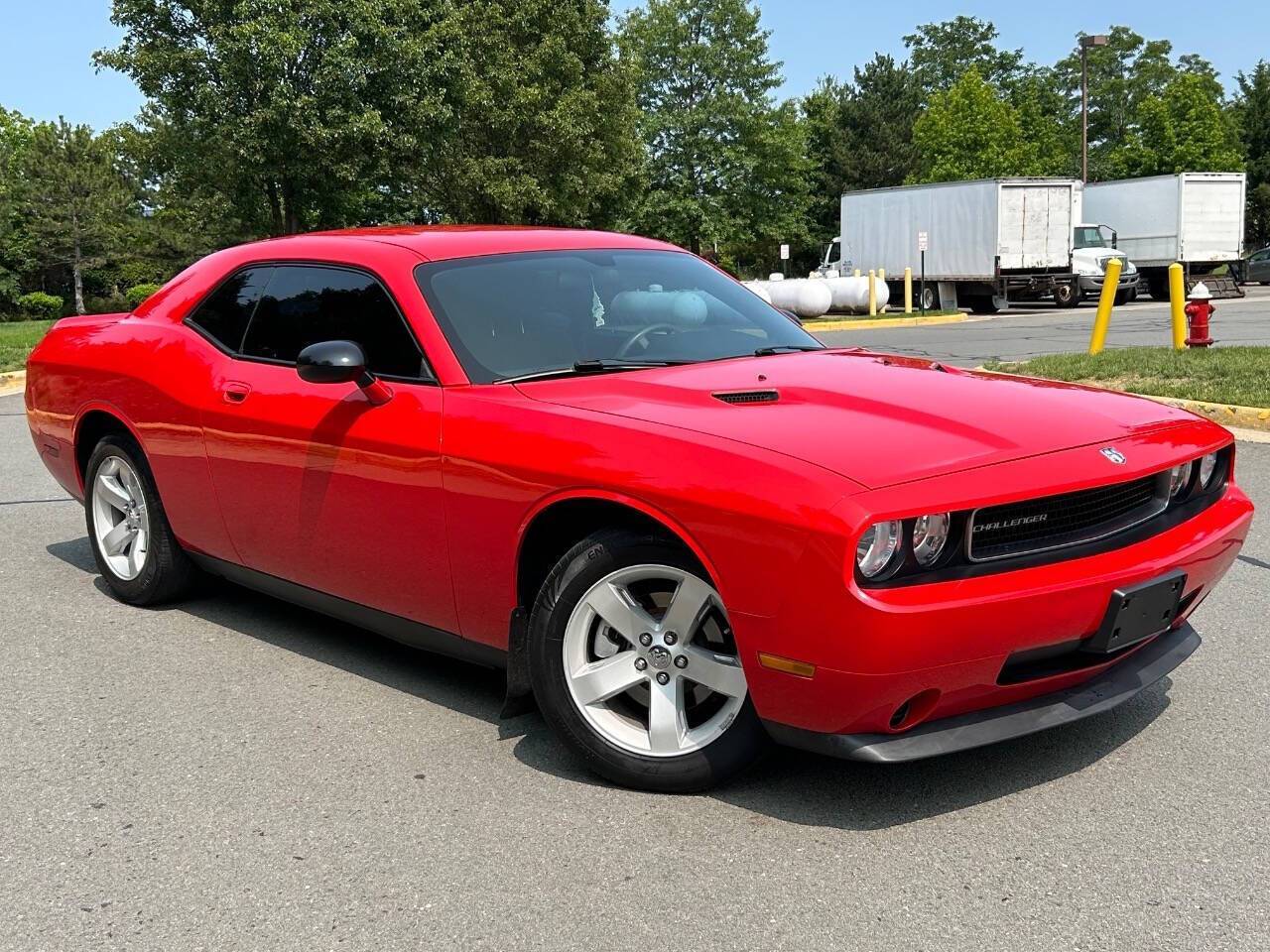 2010 Dodge Challenger SE — Coupe — 95,808 mi — Sterling, VA