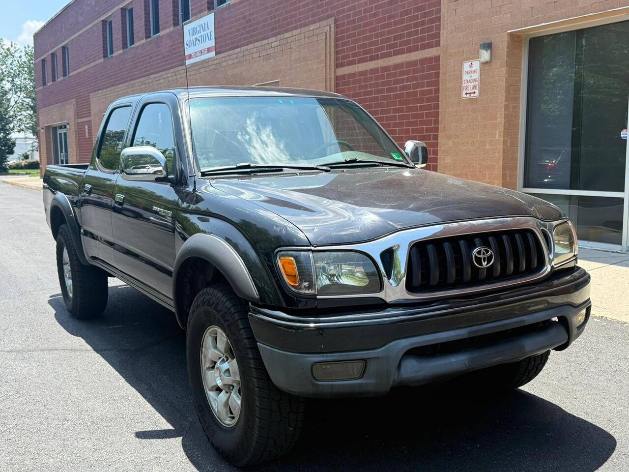 2001 Toyota Tacoma Base — Pickup Truck — 87,290 mi — Sterling, VA