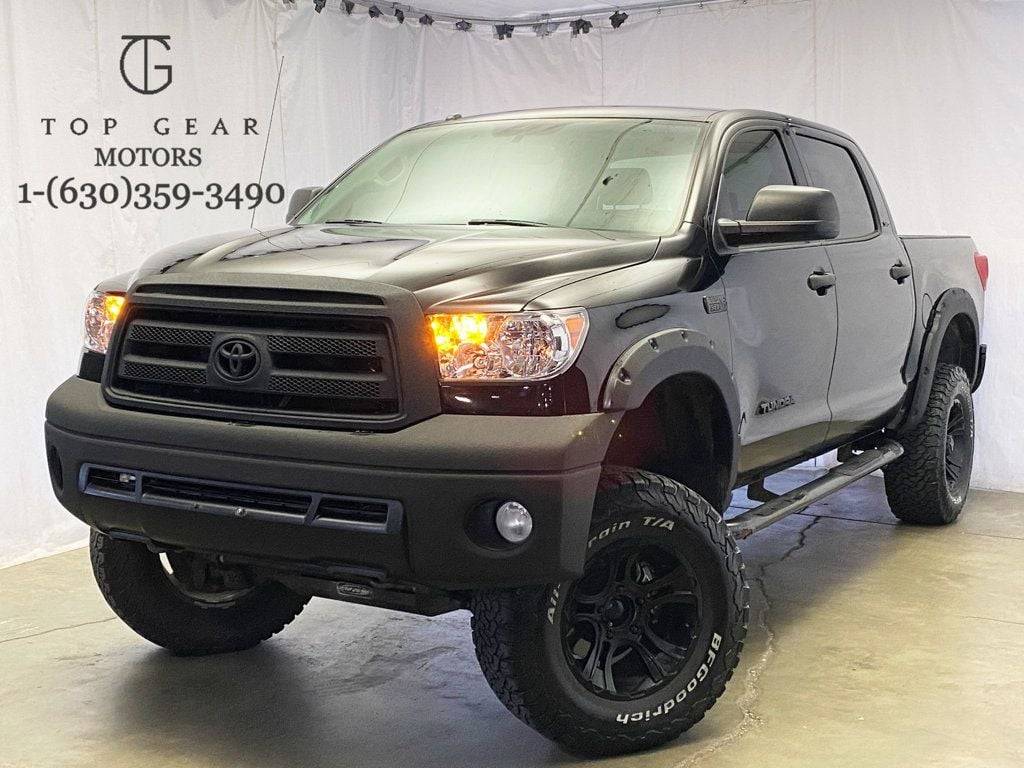 2013 Toyota Tundra Base — Pickup Truck — 215,656 mi — Addison, IL