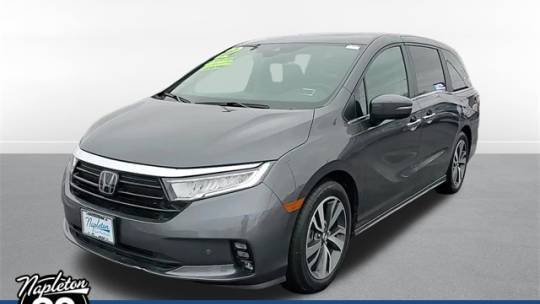 2022 Honda Odyssey Touring — Minivan — 16,140 mi — Oak Lawn, IL