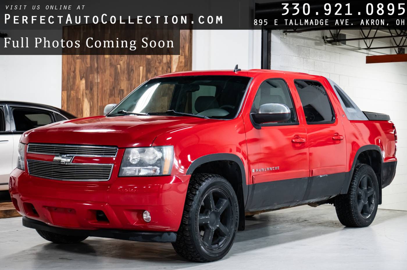 2009 Chevrolet Avalanche 2LT — Pickup Truck — 121,595 mi — Akron, OH