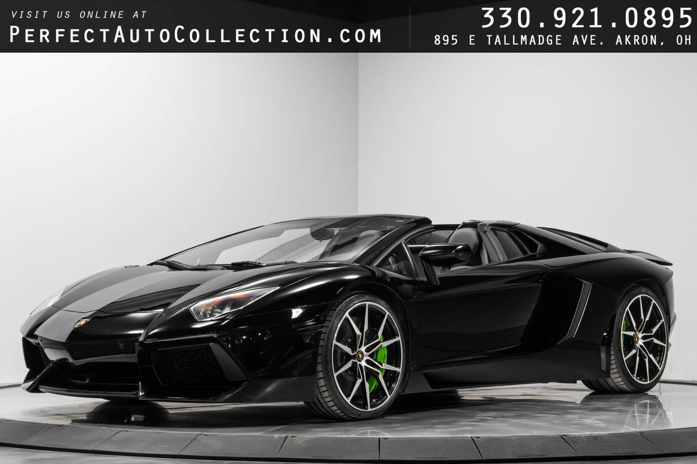 2015 Lamborghini Aventador Standard