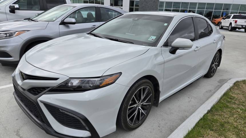 2023 Toyota Camry SE — Sedan — 21,181 mi — Lafayette, LA