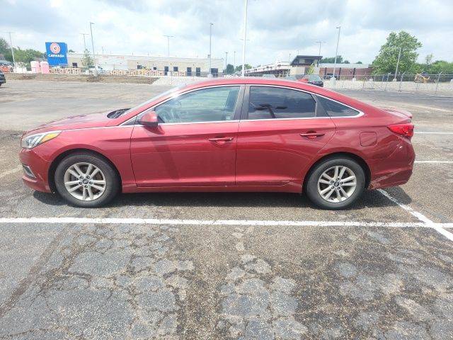 2016 Hyundai Sonata SE — Sedan — 147,988 mi — Indianapolis, IN