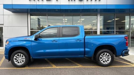 2022 Chevrolet Silverado 1500 RST — Pickup Truck — 2,607 mi — Indianapolis, IN