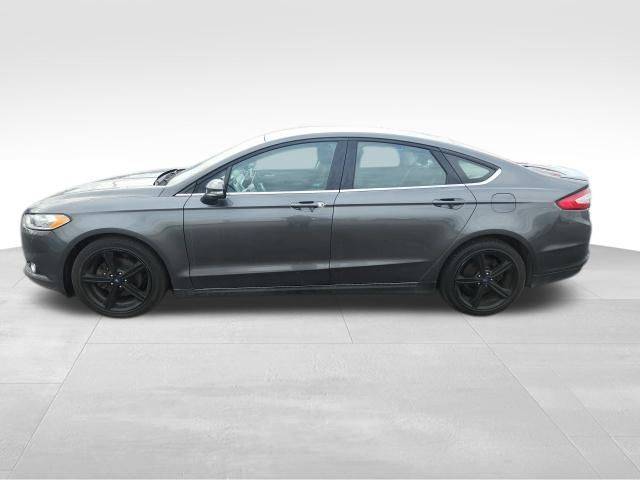 2016 Ford Fusion SE — Sedan — 88,674 mi — Indianapolis, IN