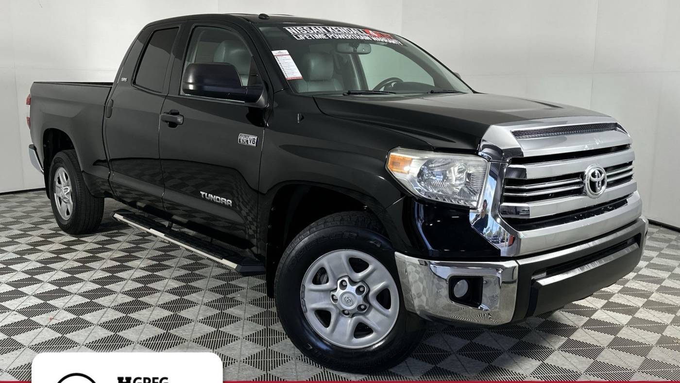 2017 Toyota Tundra SR5 — Pickup Truck — 71,949 mi — Palmetto Bay, FL