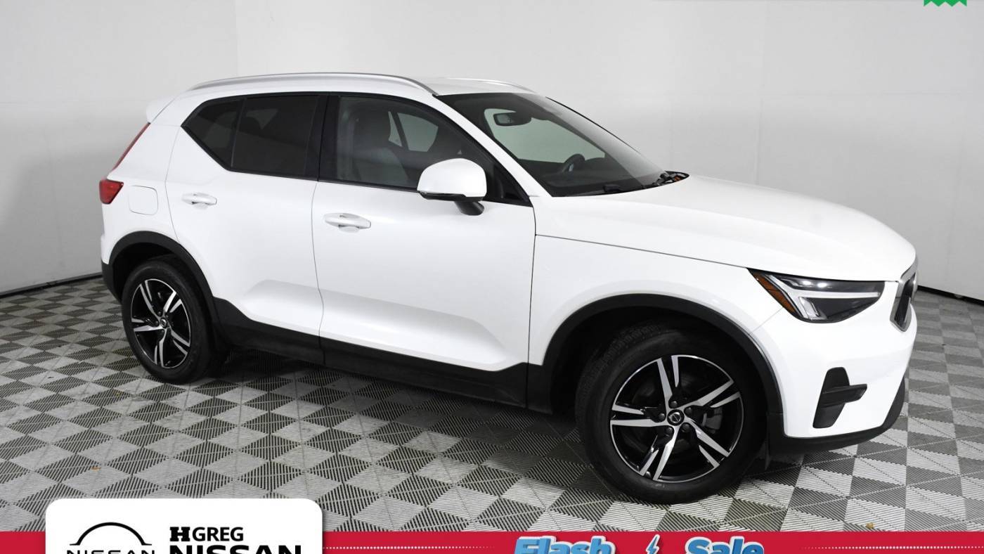 2023 Volvo XC40 Core — SUV — 66,010 mi — Palmetto Bay, FL