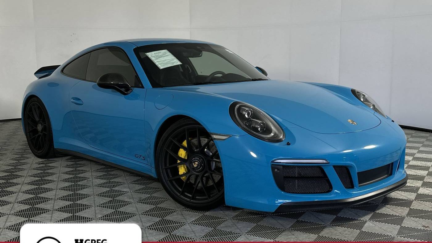 2018 Porsche 911 Carrera 4 GTS — Coupe — 36,187 mi — Palmetto Bay, FL