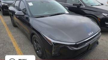 2025 Kia K4 LXS — Sedan — 1,495 mi — Palmetto Bay, FL