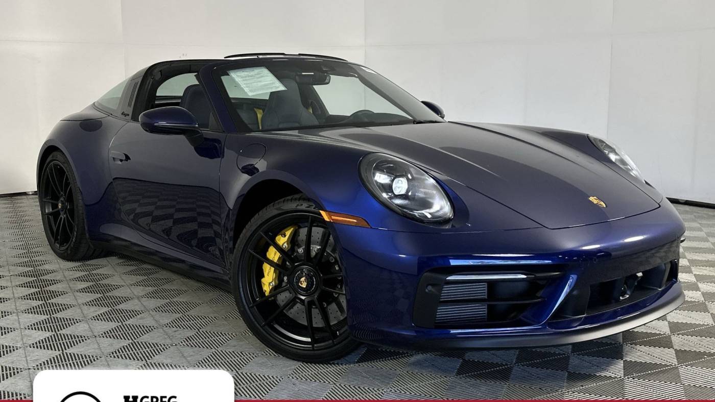 2024 Porsche 911 Carrera 4 GTS — Coupe — 24 mi — Palmetto Bay, FL
