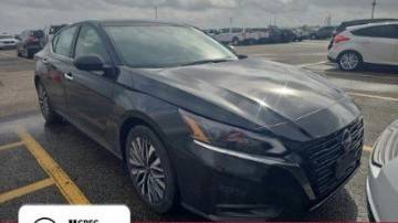 2024 Nissan Altima SV — Sedan — 45,395 mi — Palmetto Bay, FL