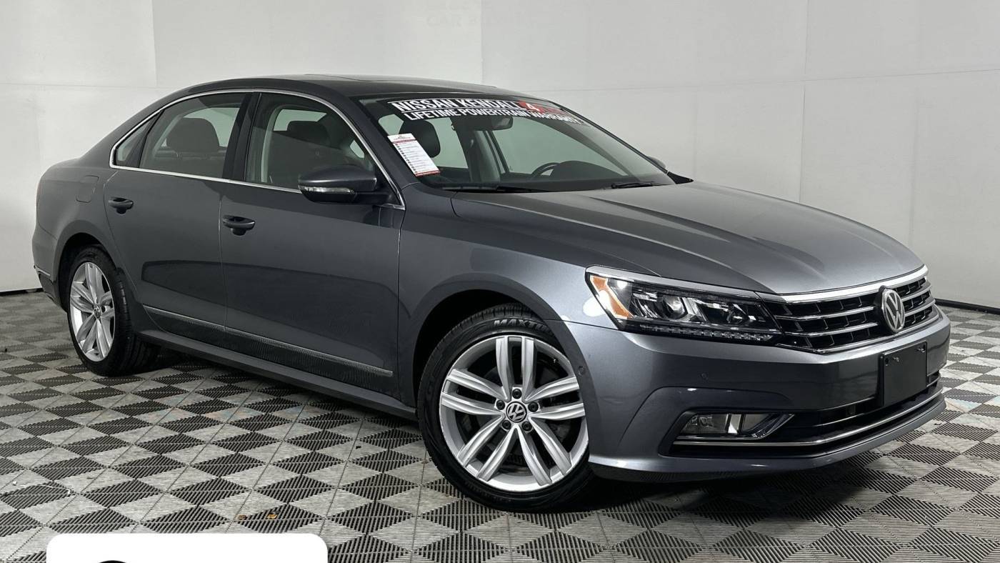 2018 Volkswagen Passat 2.0T SEL Premium